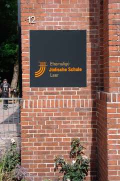 Strassenfassade